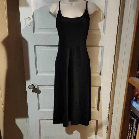 None Dresses & Skirts - Black Sleeveless Skater Midi Cami Dress 1XL